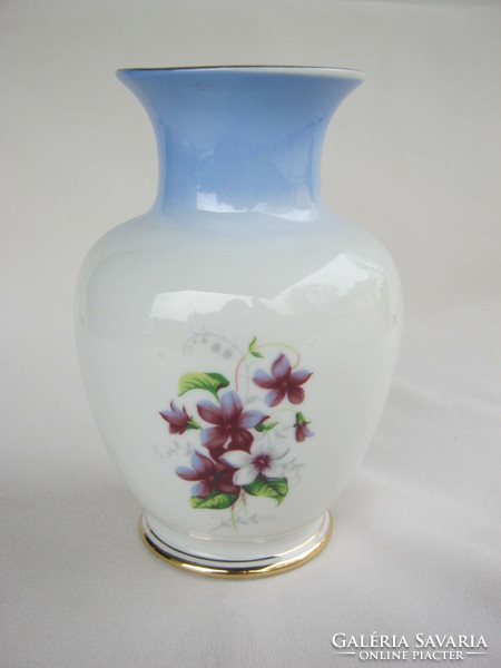 Hollóházi porcelán ibolya mintás váza
