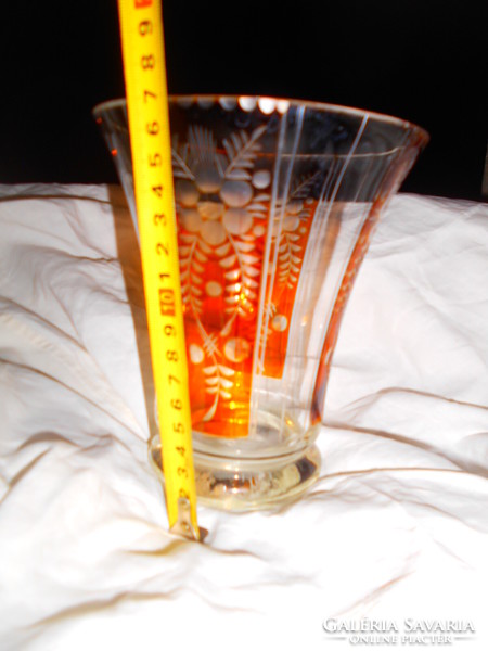 Bider stíl üveg  váza  -csiszolt díszítéssel