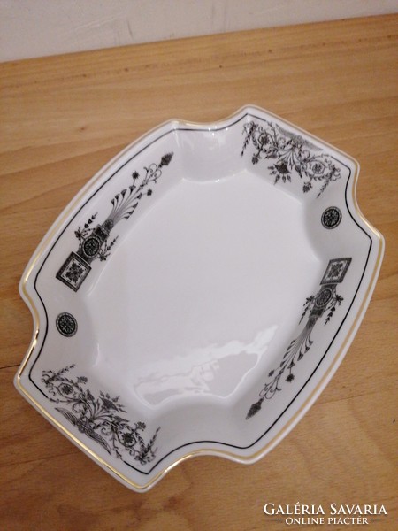 Hollóháza porcelain centerpiece, offering
