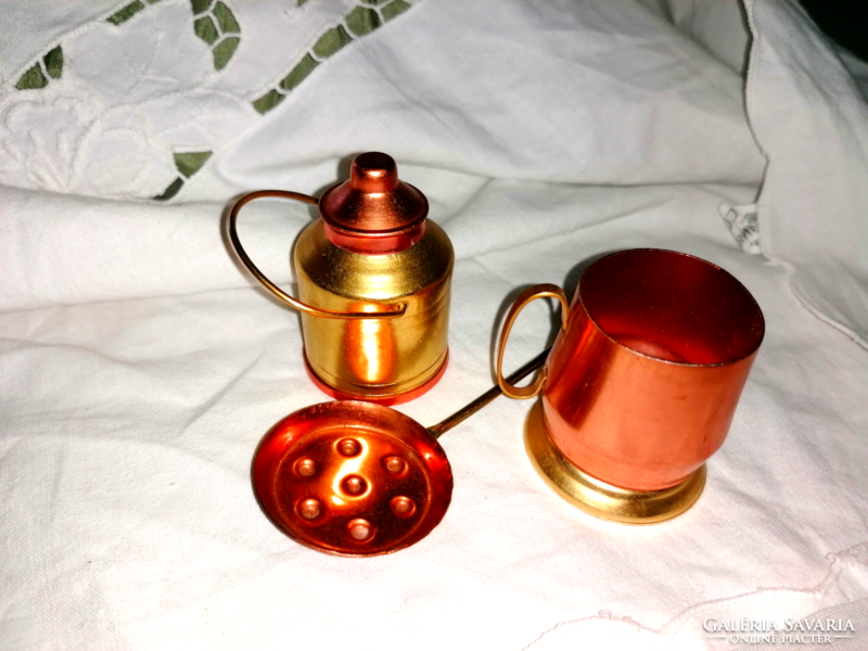 Retro, metal dishes for a doll's house, 44.