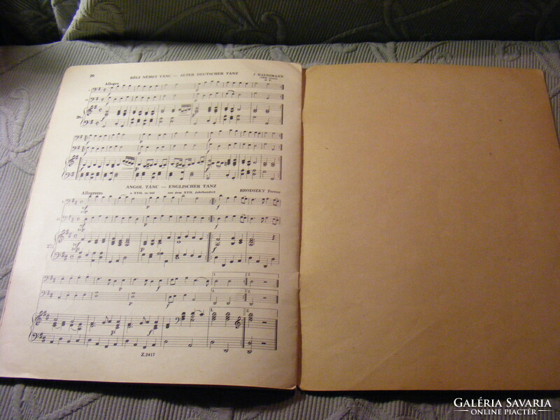 Performance pieces for gordonka with piano accompaniment - csáth emőke 1962
