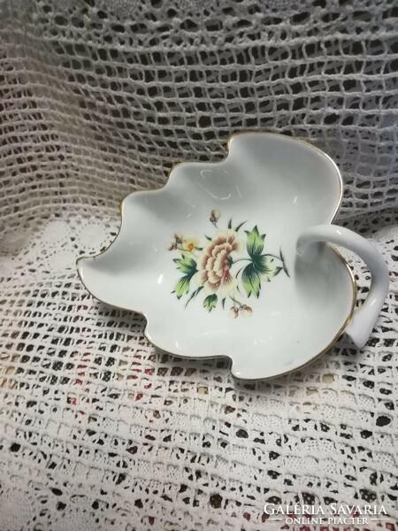 Raven house porcelain bowl