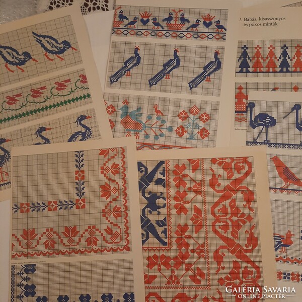 Miss Felhós csíszár: Beregi cross stitch patterns 1980 (1 sheet missing)