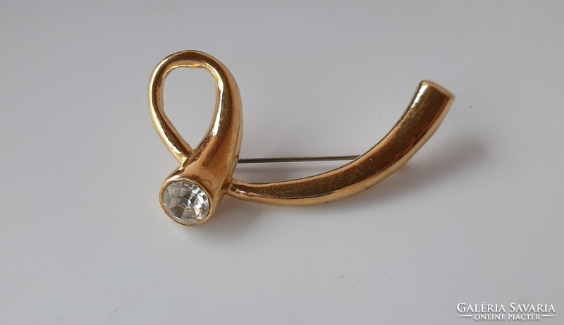 Vintage gilded stone brooch