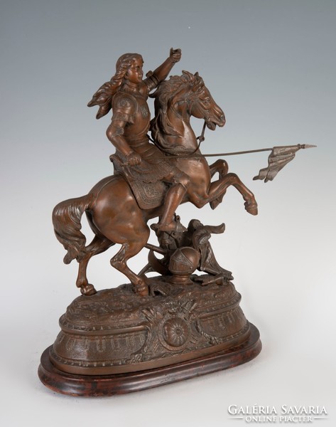 Jeanne d’Arc – Az Orléans-i szűz lovas szobra