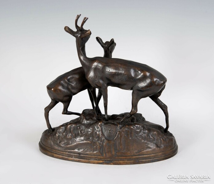 Bronze figure of roe deer and suta