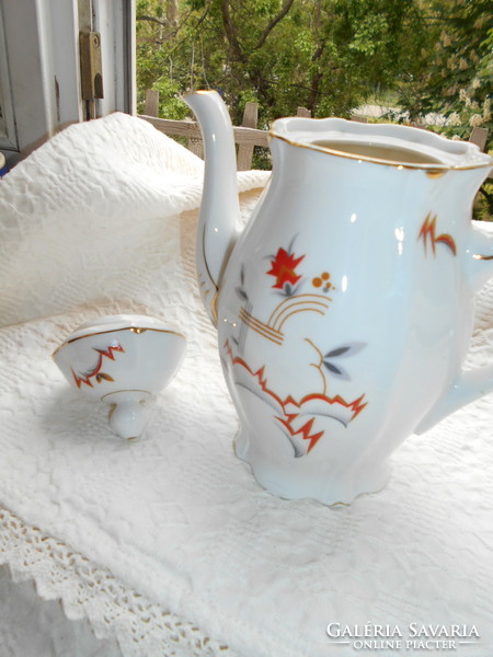 Meissen porcelain coffee pot