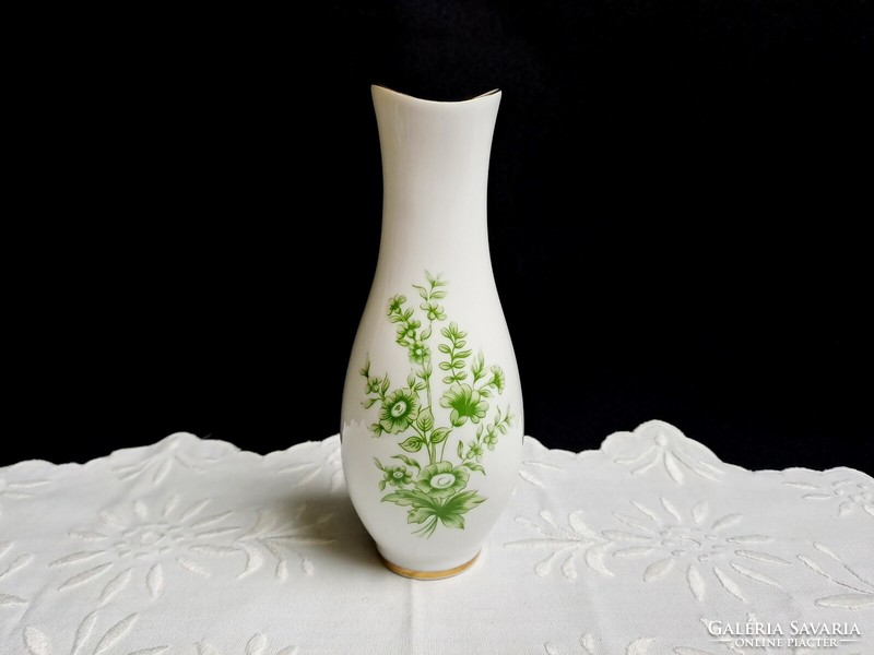 Hollóháza porcelain vase with green flowers (erika pattern?) 18 cm high