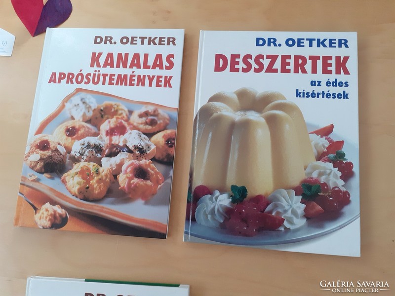 Dr Oetker Kanalas aprósütemények VAGY Desszertek az édes kísértések
