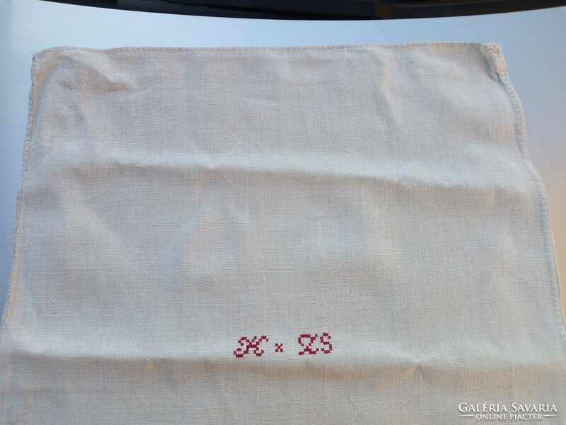 Régi textil párnahuzatok (2 db), monogramos