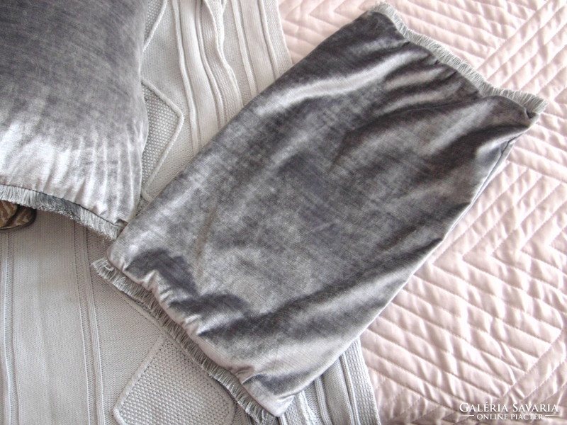 2 gray velvet decorative cushion covers