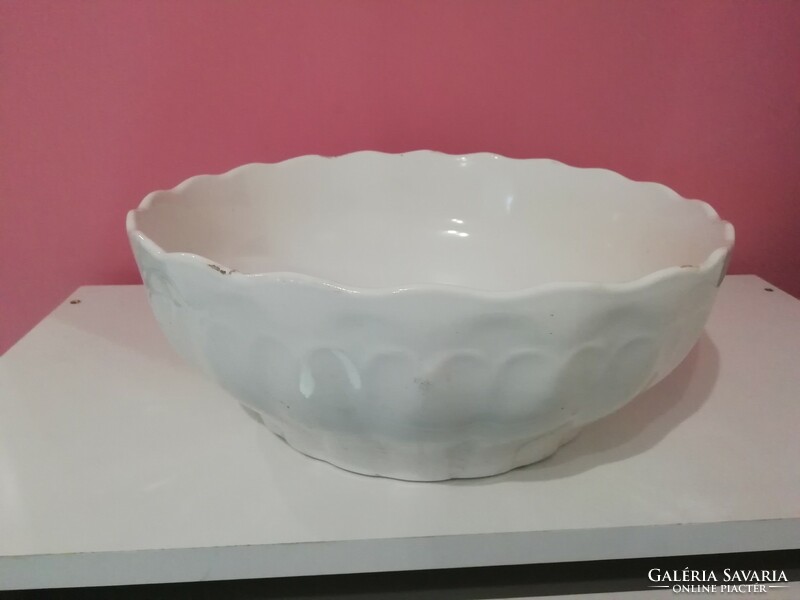 Granite patty bowl