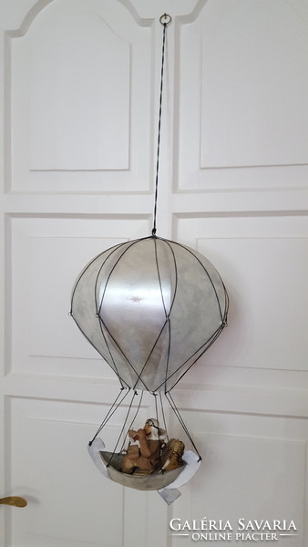 Függesztett,fém hőlégballon dekoráció