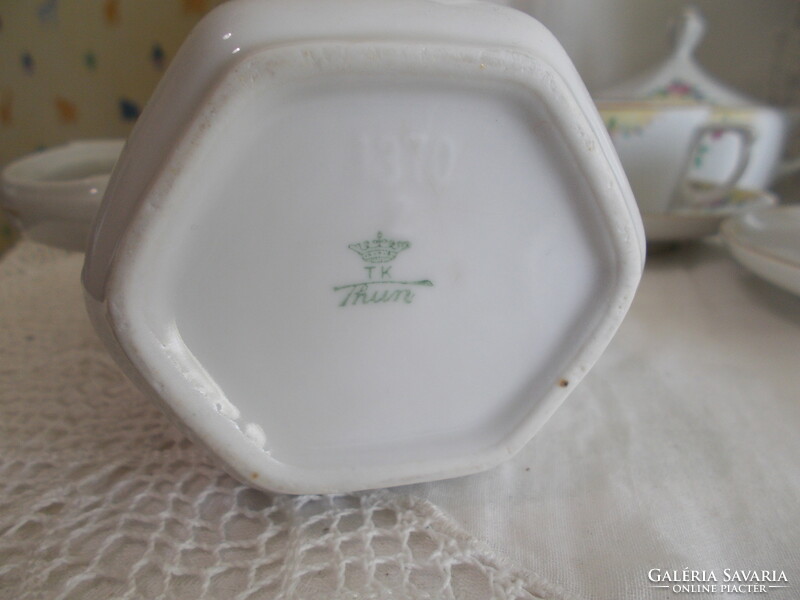 Thun porcelain coffee set