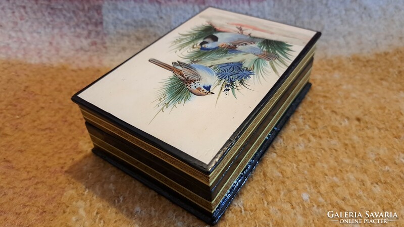 Antique lacquer box, wooden lacquer box with birds 2. (L3742)