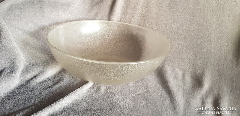 Plastic bowl, fruit basket, storage, centerpiece