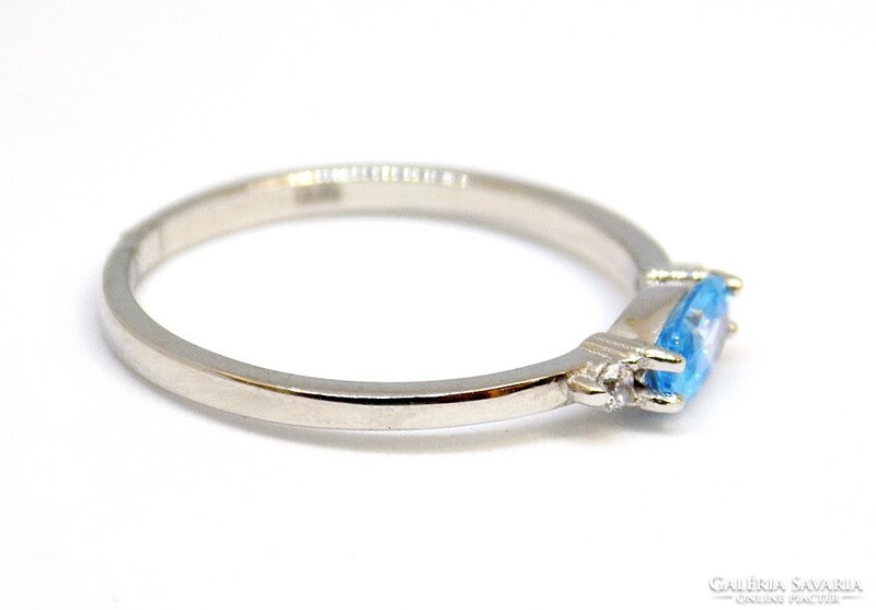 Kék-fehér köves fehér arany gyűrű (ZAL-Au117464)