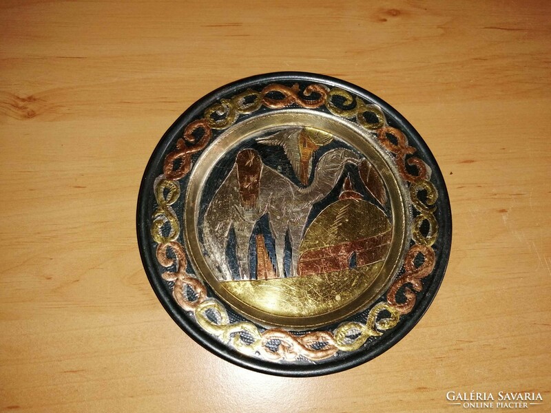 Copper wall plate with camel pattern - dia. 12 Cm (square)