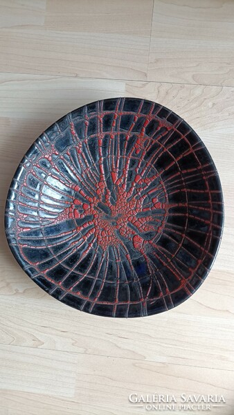 Ceramic bowl from Pesthidegkút with coral pattern