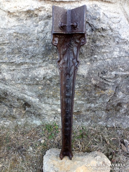 Old, decorative horse stove leg (1 pc.)