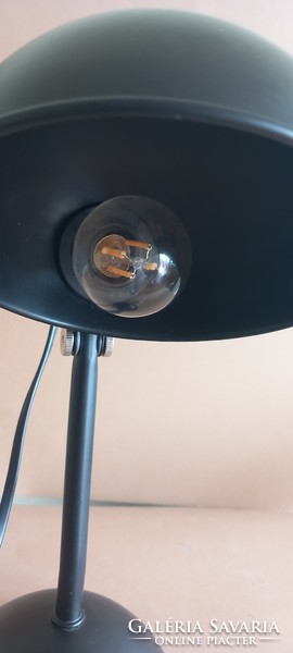 Bauhause fém asztali lámpa ALKUDHATÓ