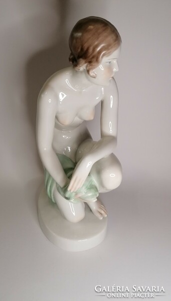 Herend lux elek's large-scale female nude. 35 cm high.
