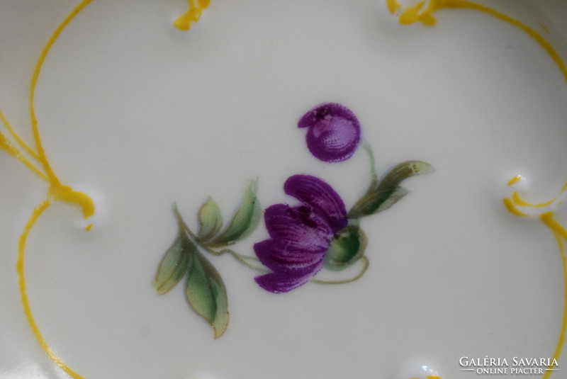 Antik festett virág mintás JLmenau Germany játékbaba porcelán tál készlet 8 x 1,3cm x 4db. ; 15,2