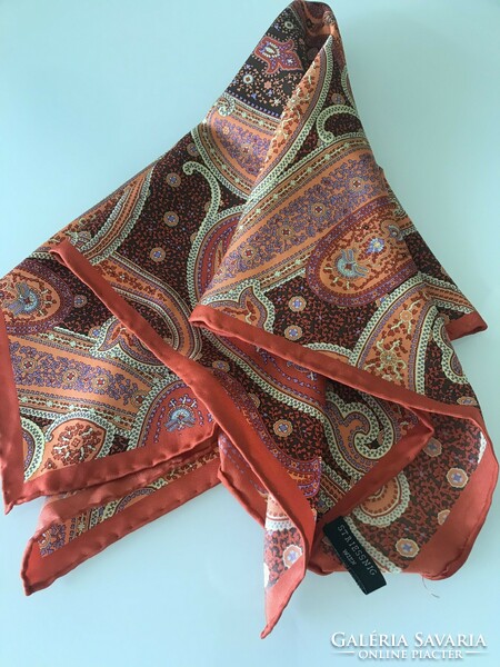 Silk scarf from the Austrian striessnig company, 52 x 51 cm
