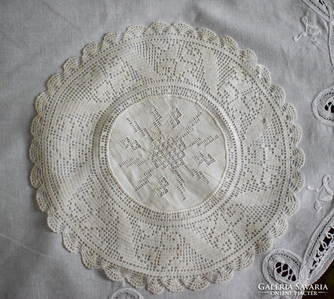 Art-deco azure lace tablecloth 20.5 cm