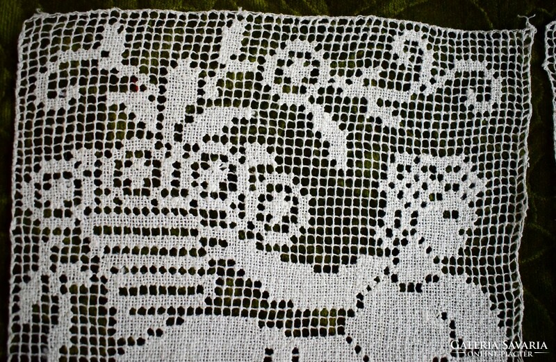 Rececsipke csipke figura virág mintás terítő függöny díszpárna kép betét 21,5x21,5 cm x2db pár filet