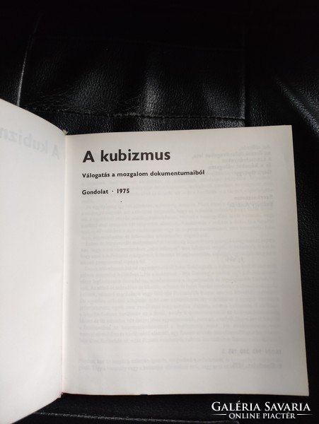 A kubizmus -Gondlat kiadó 1975.-Művészet történet.