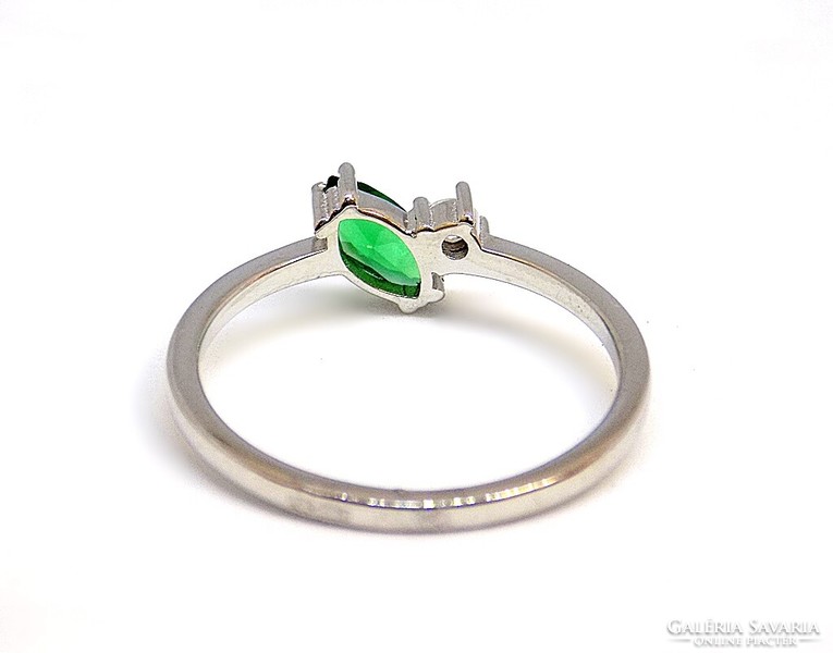 Zöld-fehér köves fehér arany gyűrű (ZAL-Au117465))