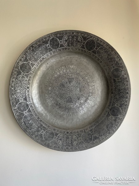 Wall plate pewter 72 cm dia.