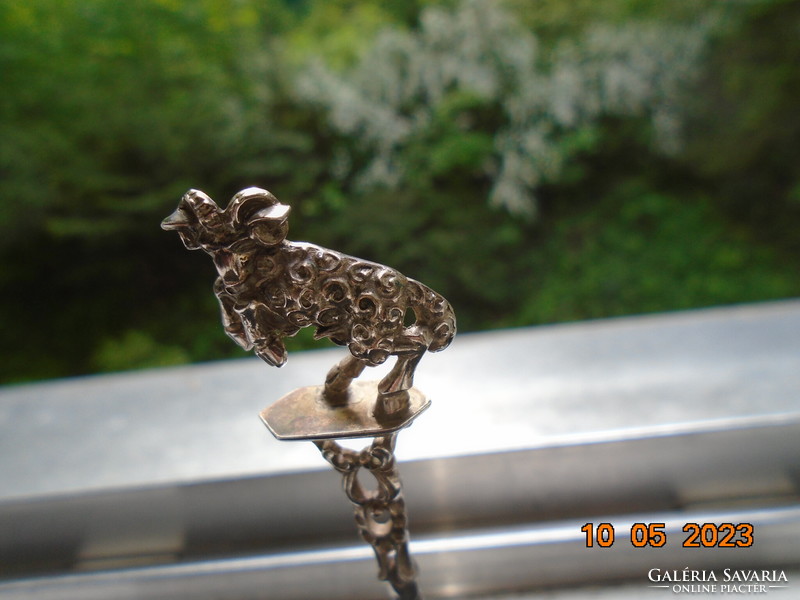 Antik ötvösmunka figurális miniatűr BAK csillagjegy talapzaton 800-as ezüst díszkiskanál