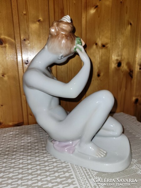 Aquincum Budapest rare 25 cm high kneeling female nude porcelain