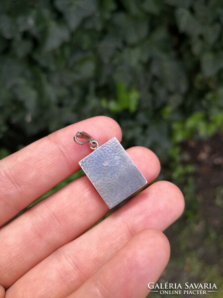 Silver amber stone pendant