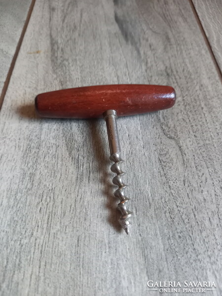 Old steel corkscrew with wooden handle (8.5x8.5cm)