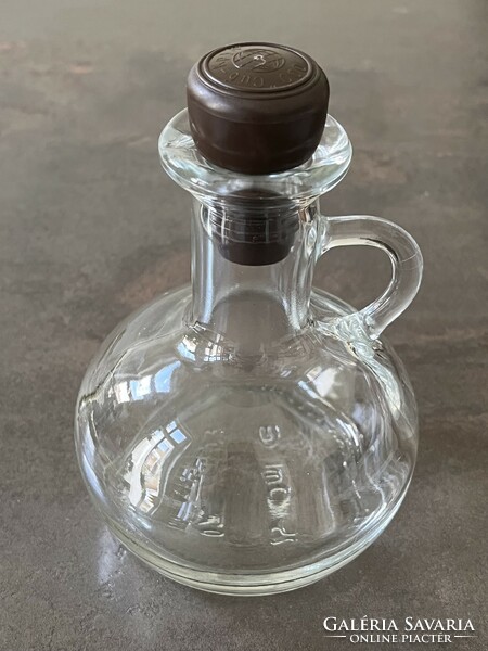 Glass pourer, oil and vinegar holder