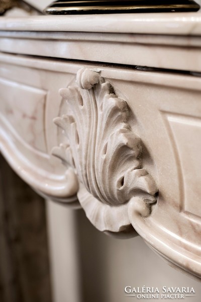 Pink marble fireplace frame with acanthus leaf - France