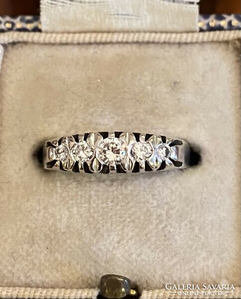 Old English artdeco 18 carat white gold ring with diamonds!