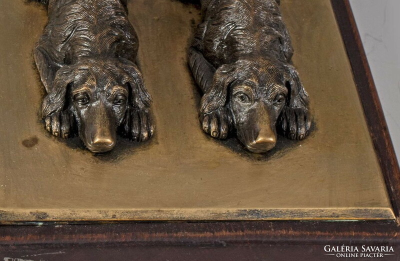 Bronze pair of dogs with wooden pedestal - Irish setters