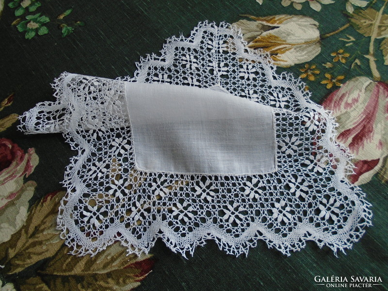 Antique, handmade green lace handkerchief, handkerchief, handkerchief.