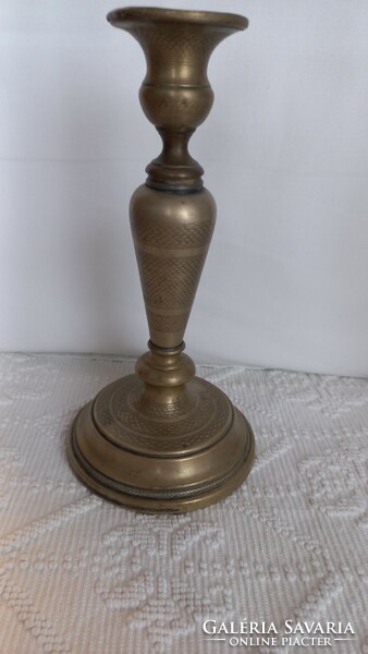 Antique copper candle holder, with rich engraved decoration, belt buckle pattern on the base, 21.5 cm, damaged