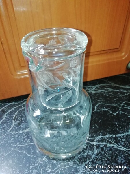 Beautiful polished glass jug + glasses in perfect condition