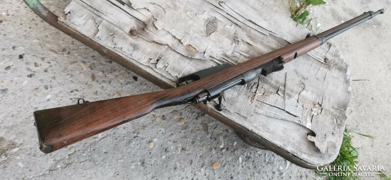 Long Italian carcano war rifle deactivated from the 1st Vh