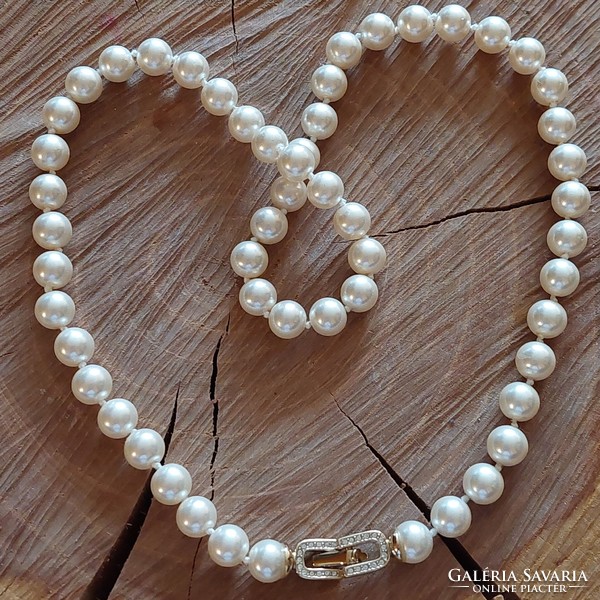 Very nice shell pearl, shell pearl necklace with zircon stone and gold-plated decorative clasp