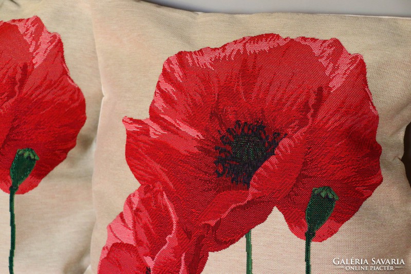 Poppy machine tapestry pillowcase