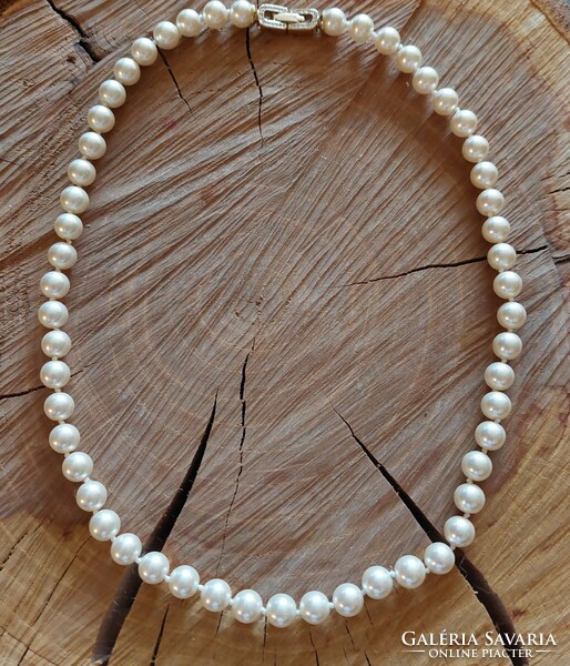 Very nice shell pearl, shell pearl necklace with zircon stone and gold-plated decorative clasp