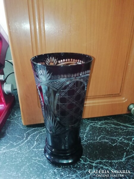 Nice polished large burgundy vase in perfect condition