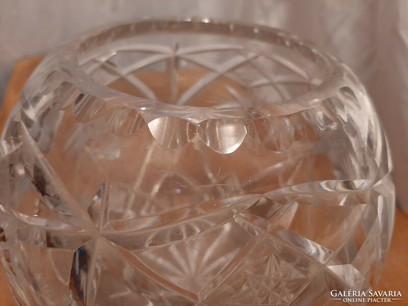 20cm large, beautifully polished, sparkling lead crystal sphere vase